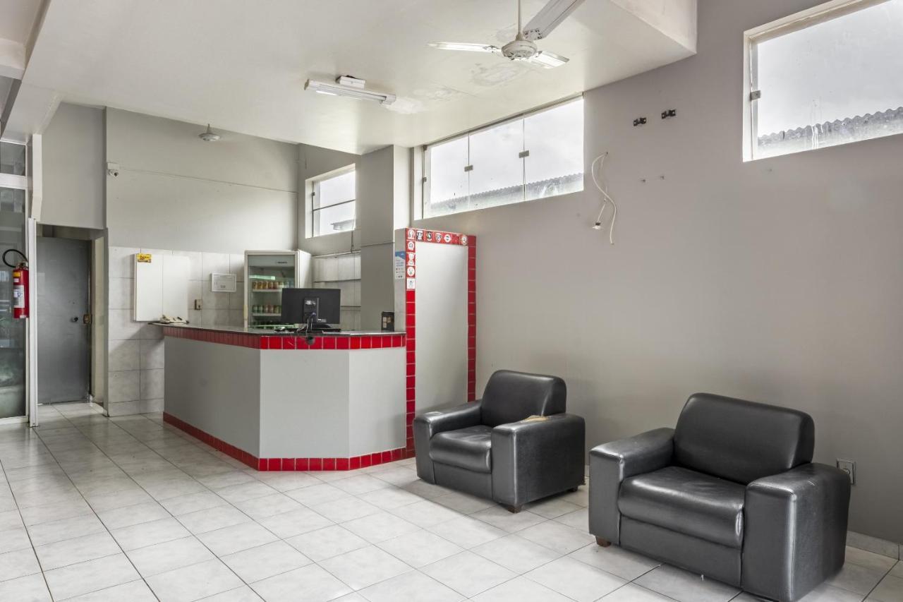 Oyo Passos Inn Hotel Екстериор снимка